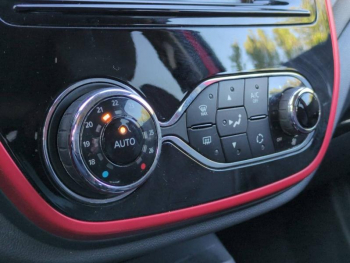 Photo 21 du bon plan RENAULT Captur 1.2 TCe 120ch energy Intens occasion à 9900 €