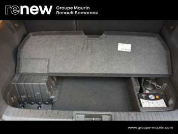 Photo 11 du bon plan RENAULT Captur 1.6 E-Tech hybride rechargeable 160ch RS Line -21 occasion à 19400 €