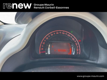 Photo 23 du bon plan RENAULT Twingo 1.0 SCe 70ch Limited Euro6c occasion à 7990 €