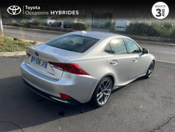 Photo 18 du bon plan LEXUS IS 300h F SPORT Executive 2020 occasion à 31990 €
