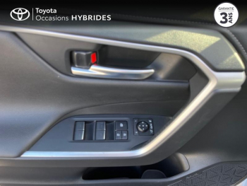 Photo 22 du bon plan TOYOTA RAV4 2.5 Hybride 218ch Dynamic 2WD MY22 occasion à 32990 €