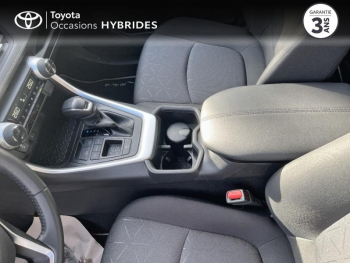 Photo 23 du bon plan TOYOTA RAV4 2.5 Hybride 218ch Dynamic 2WD MY22 occasion à 32990 €