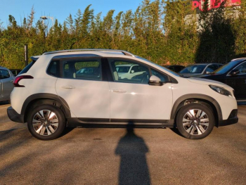 Photo 7 du bon plan PEUGEOT 2008 1.2 PureTech 130ch Allure S&S occasion à 7490 €