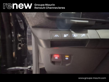 Photo 21 du bon plan RENAULT Megane E-Tech Electric EV60 220ch Equilibre super charge occasion à 20990 €