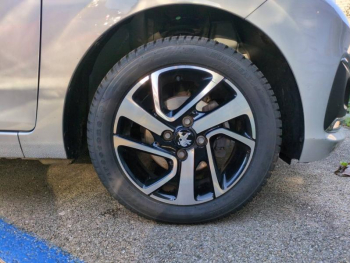 Photo 14 du bon plan PEUGEOT 108 VTi 72 Like S&S 85g 5p occasion à 8990 €