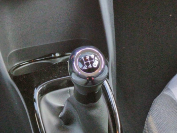 Photo 18 du bon plan PEUGEOT 108 VTi 72 Like S&S 85g 5p occasion à 8990 €