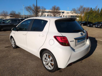 Photo 2 du bon plan TOYOTA Yaris HSD 100h Dynamic 5p occasion à 10990 €