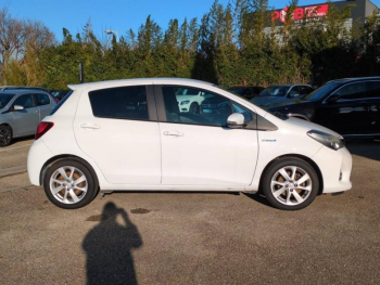 Photo 8 du bon plan TOYOTA Yaris HSD 100h Dynamic 5p occasion à 10990 €