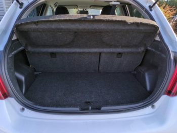 Photo 11 du bon plan TOYOTA Yaris HSD 100h Dynamic 5p occasion à 10990 €