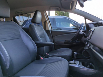 Photo 12 du bon plan TOYOTA Yaris HSD 100h Dynamic 5p occasion à 10990 €