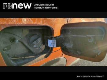 Photo 10 du bon plan RENAULT Captur 1.6 E-Tech hybride 145ch Intens -21 occasion à 16490 €