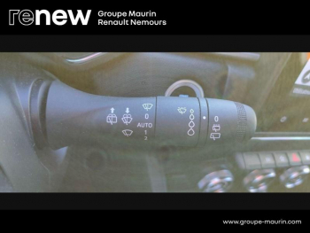 Photo 23 du bon plan RENAULT Captur 1.6 E-Tech hybride 145ch Intens -21 occasion à 16490 €