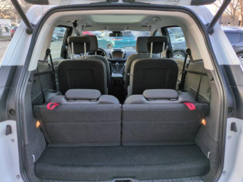 Photo 5 du bon plan FORD Grand C-MAX 1.5 TDCi 120ch Stop&Start Titanium PowerShift occasion à 8990 €