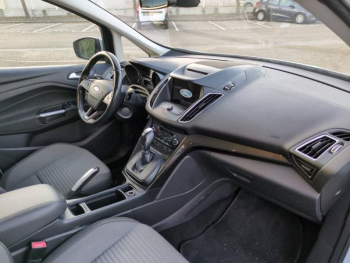 Photo 13 du bon plan FORD Grand C-MAX 1.5 TDCi 120ch Stop&Start Titanium PowerShift occasion à 8990 €