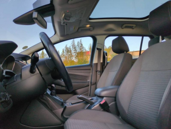 Photo 14 du bon plan FORD Grand C-MAX 1.5 TDCi 120ch Stop&Start Titanium PowerShift occasion à 8990 €