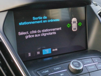 Photo 25 du bon plan FORD Grand C-MAX 1.5 TDCi 120ch Stop&Start Titanium PowerShift occasion à 8990 €