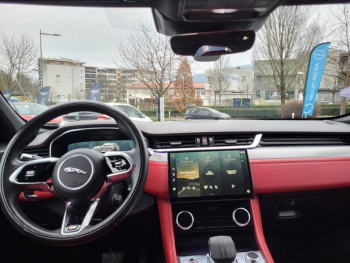 Photo 3 du bon plan JAGUAR F-Pace P400e Plug-in-Hybrid R-Dynamic S BVA8 AWD occasion à 44990 €