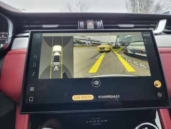 Photo 11 du bon plan JAGUAR F-Pace P400e Plug-in-Hybrid R-Dynamic S BVA8 AWD occasion à 44990 €