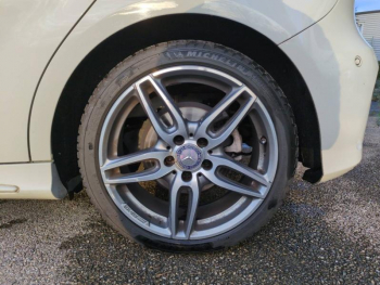 Photo 8 du bon plan MERCEDES-BENZ Classe A 180 Sport Edition occasion à 14900 €