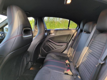 Photo 15 du bon plan MERCEDES-BENZ Classe A 180 Sport Edition occasion à 14900 €