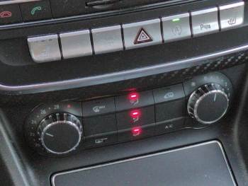 Photo 22 du bon plan MERCEDES-BENZ Classe A 180 Sport Edition occasion à 14900 €