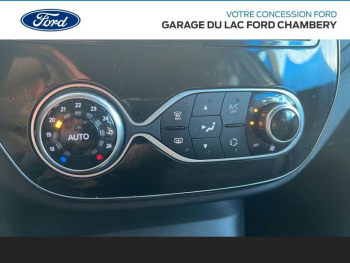 Photo 20 du bon plan RENAULT Captur 1.2 TCe 120ch Stop&Start energy Cool Grey EDC Euro6 2016 occasion à 11990 €