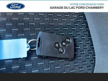 Photo 24 du bon plan RENAULT Captur 1.2 TCe 120ch Stop&Start energy Cool Grey EDC Euro6 2016 occasion à 11990 €