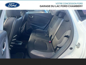 Photo 27 du bon plan RENAULT Captur 1.2 TCe 120ch Stop&Start energy Cool Grey EDC Euro6 2016 occasion à 11990 €