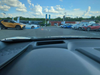 Photo 24 du bon plan TOYOTA C-HR 2.0 Hybride Rechargeable 225ch GR Sport NG23 occasion à 41390 €