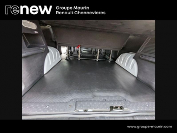 Photo 18 du bon plan RENAULT Trafic Combi L2 2.0 Blue dCi 150ch S&S Intens 8 places occasion à 31990 €