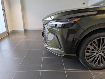 Photo 24 du bon plan LEXUS RX 450h+ Executive 4WD MY25 occasion à 83900 €