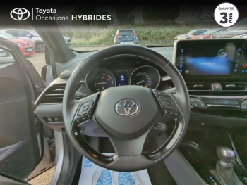 Photo 9 du bon plan TOYOTA C-HR 122h Design 2WD E-CVT RC18 occasion à 19980 €