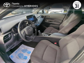Photo 11 du bon plan TOYOTA C-HR 122h Design 2WD E-CVT RC18 occasion à 19980 €