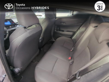 Photo 12 du bon plan TOYOTA C-HR 122h Design 2WD E-CVT RC18 occasion à 19980 €