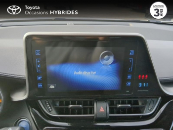 Photo 15 du bon plan TOYOTA C-HR 122h Design 2WD E-CVT RC18 occasion à 19980 €