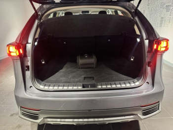 Photo 8 du bon plan LEXUS NX 300h 4WD Luxe occasion à 24500 €