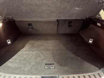 Photo 11 du bon plan LEXUS NX 300h 4WD Luxe occasion à 24500 €