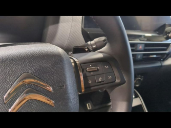 Photo 17 du bon plan CITROEN C4 PureTech 130ch S&S Shine EAT8 occasion à 15980 €