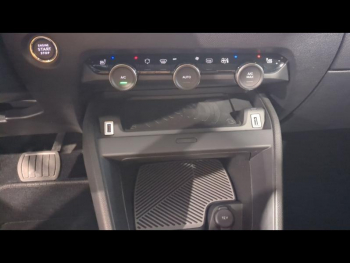 Photo 21 du bon plan CITROEN C4 PureTech 130ch S&S Shine EAT8 occasion à 15980 €