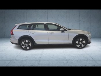 Photo 4 du bon plan VOLVO V60 B4 197ch Momentum Business Geartronic 8 occasion à 21900 €