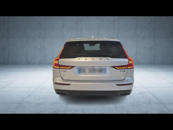 Photo 6 du bon plan VOLVO V60 B4 197ch Momentum Business Geartronic 8 occasion à 21900 €