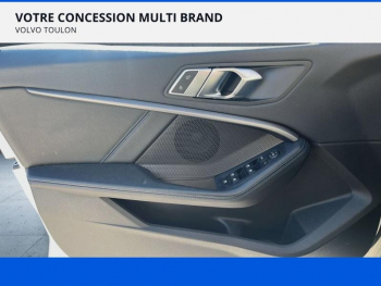 Photo 14 du bon plan BMW Série 1 120iA 178ch M Sport DKG7 9cv occasion à 29900 €