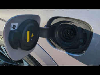 Photo 16 du bon plan VOLVO XC60 T6 Hybride Rechargeable 350ch Ultra Style Dark Geartronic 8 AWD occasion à 77900 €