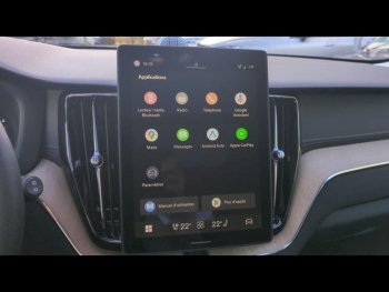 Photo 35 du bon plan VOLVO XC60 T6 Hybride Rechargeable 350ch Ultra Style Dark Geartronic 8 AWD occasion à 77900 €