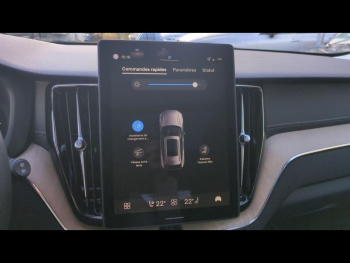 Photo 36 du bon plan VOLVO XC60 T6 Hybride Rechargeable 350ch Ultra Style Dark Geartronic 8 AWD occasion à 77900 €