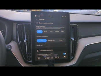 Photo 38 du bon plan VOLVO XC60 T6 Hybride Rechargeable 350ch Ultra Style Dark Geartronic 8 AWD occasion à 77900 €