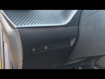 Photo 3 du bon plan PEUGEOT 208 1.2 PureTech 75ch S&S Like occasion à 8190 €