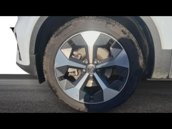 Photo 8 du bon plan VOLVO XC40 B3 163ch Plus DCT 7 occasion à 28990 €