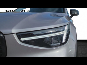 Photo 19 du bon plan VOLVO XC40 B3 163ch Plus DCT 7 occasion à 47900 €
