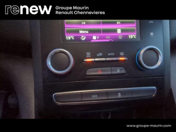 Photo 23 du bon plan RENAULT Megane 1.2 TCe 130ch energy Intens occasion à 11999 €